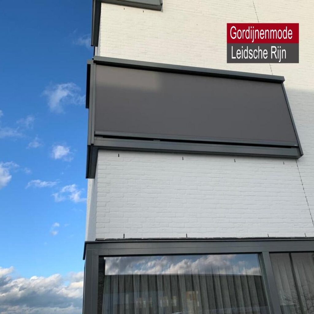 Gordijnenmode Leidsche Rijn De Meern - Buitenzonwering Screen Antraciet 8