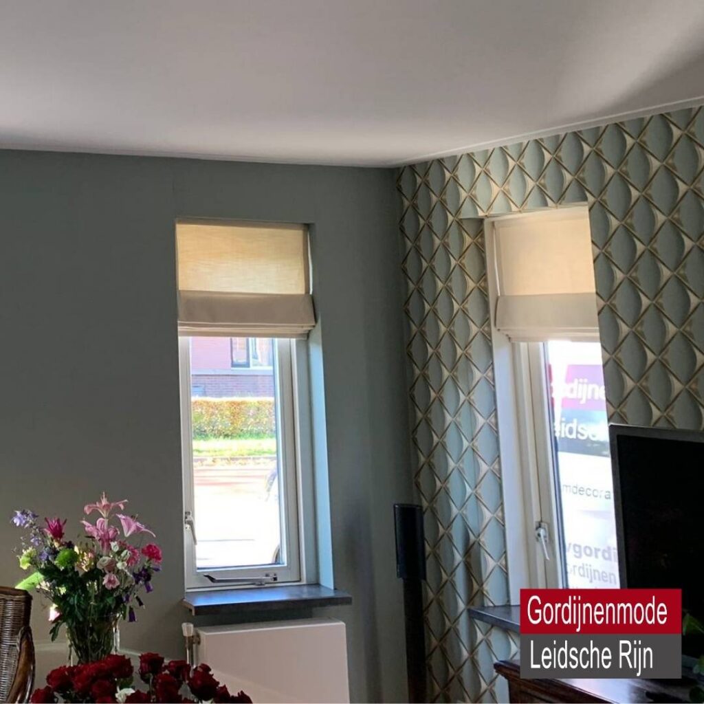 Gordijnenmode Leidsche Rijn De Meern - vouwgordijn lichtdoorlatend beige-creme
